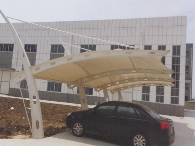 膜結(jié)構(gòu)汽車棚