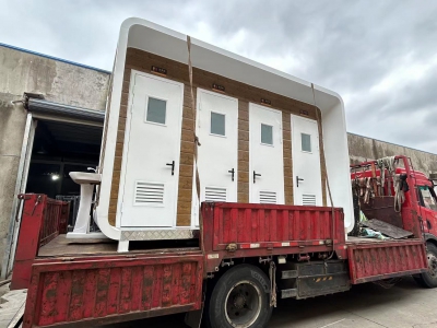 蘋果倉移動廁所發(fā)貨無錫